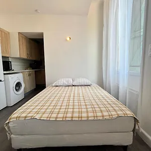 Lumineux Avec Belle Vue Appartement Salernes